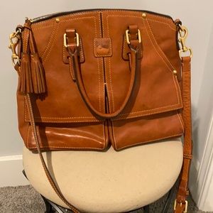 🔥🔥Dooney Bourke